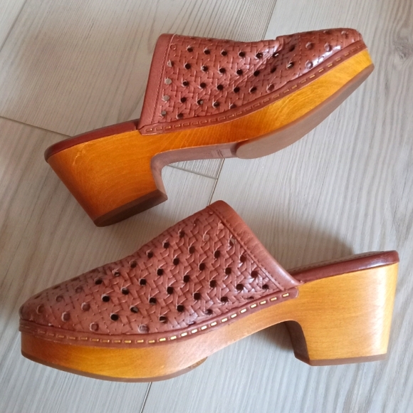 Patricia Nash Lorena Clogs - Picture 4 of 6